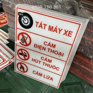 Biển báo cấm cho cây xăng, kho hóa chất