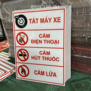 Biển báo cấm cho cây xăng, kho hóa chất