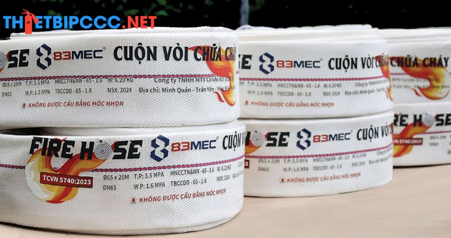 Cuộn vòi chữa cháy DN65 20m 16bar 83Mec CV65-20/16