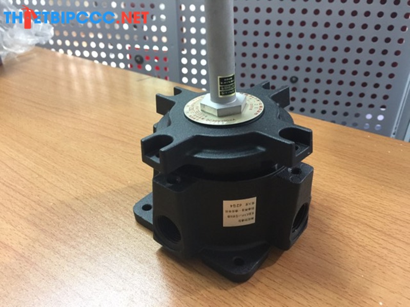 Đầu báo nhiệt cố định 70 độ loại chống nổ Hochiki FFH-2E070
